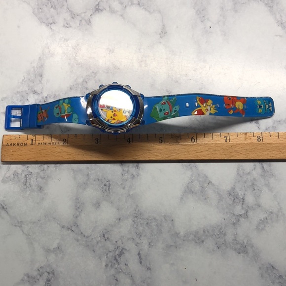 Pokémon Flashing LCD Watch - Picture 2 of 5